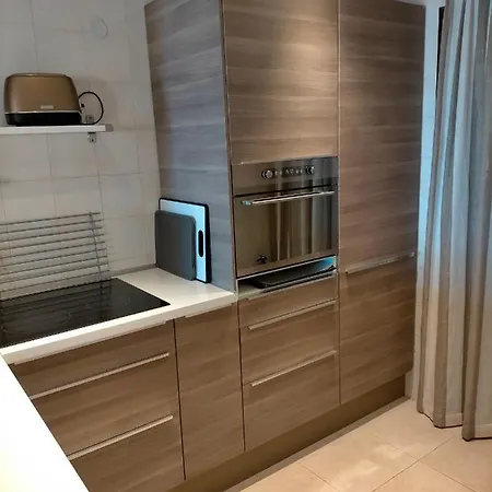 Met Zeezicht En Vlakbij Het Apartment Manilva
